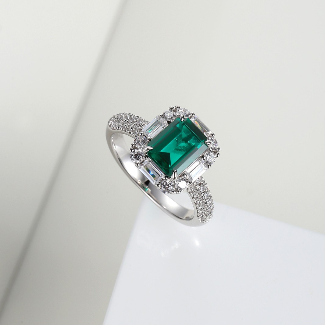 1.5 carat emerald Zambian square ring - Image 8